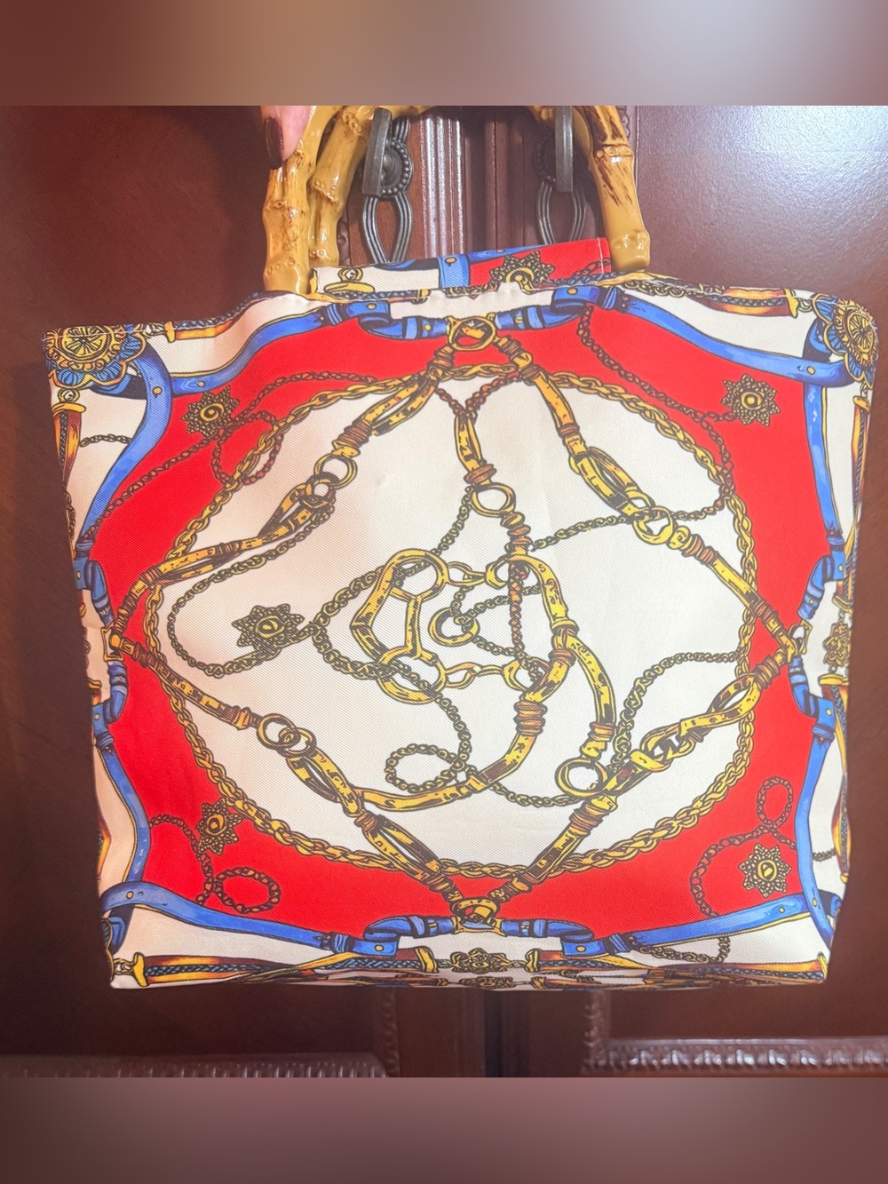 Designer Style Scarf Print 
Coated Canvas w/Bamboo
Style Handled Tote Bag NIP - Picture 4 of 10